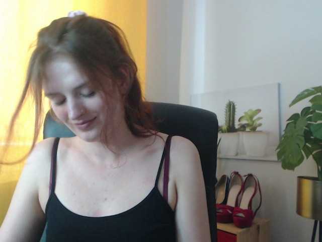 Live sex webcam photo for NadineGold #276333757