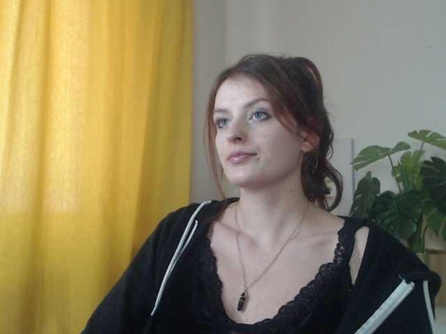 Live sex webcam photo for NadineGold #276612043