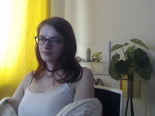 Live sex webcam photo for NadineGold #276794213