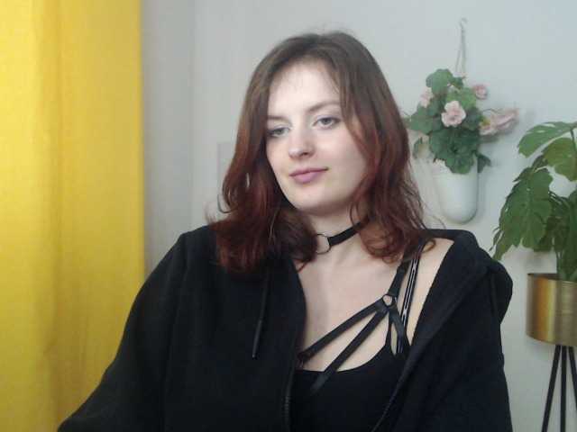 Live sex webcam photo for NadineGold #277236104