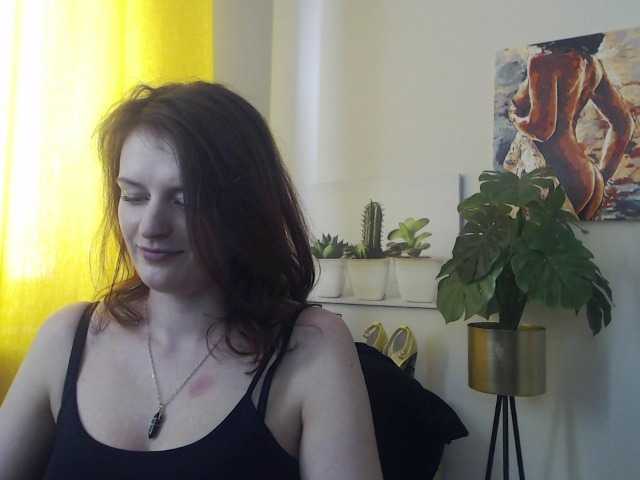 Live sex webcam photo for NadineGold #277554947