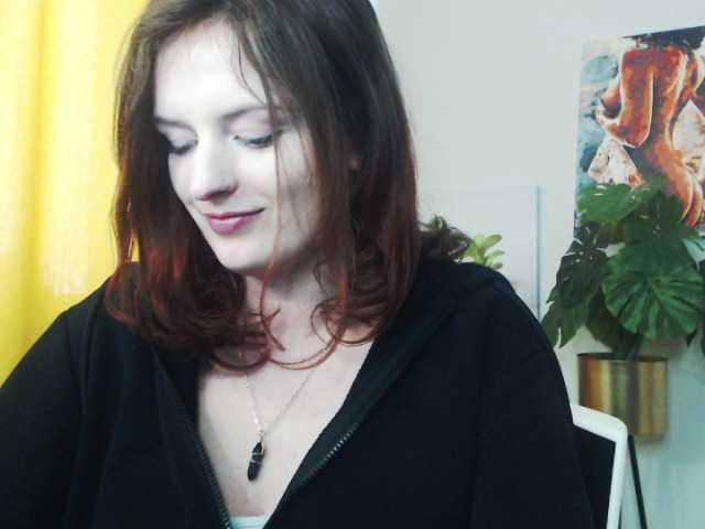 Live sex webcam photo for NadineGold #277861050