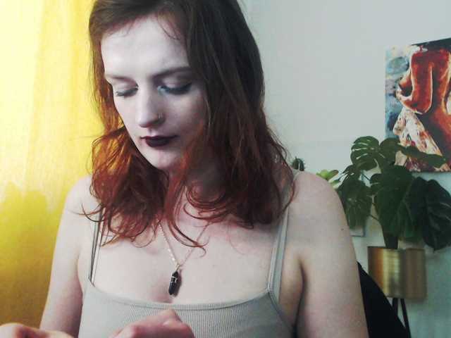 Live sex webcam photo for NadineGold #278222480