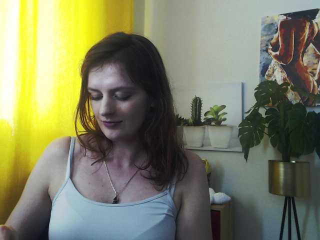 Live sex webcam photo for NadineGold #279713631