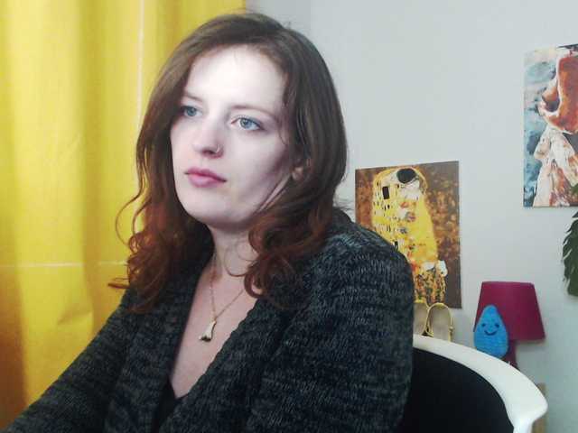 Live sex webcam photo for NadineGold #290386350