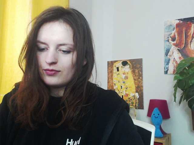 Live sex webcam photo for NadineGold #290553406