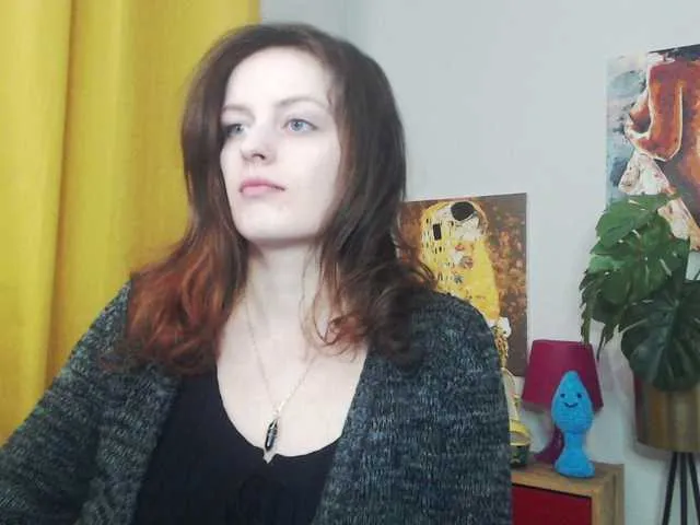 Live sex webcam photo for NadineGold #290598950