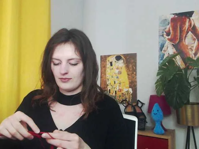 Live sex webcam photo for NadineGold #290970633