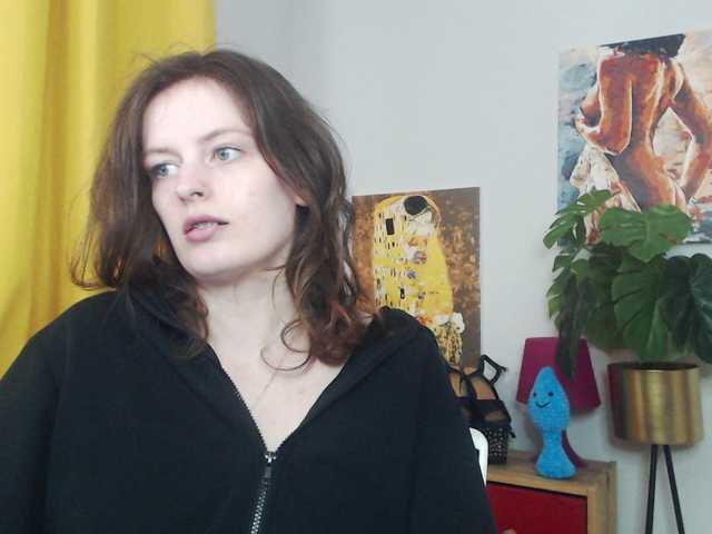 Live sex webcam photo for NadineGold #291026478