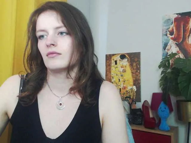 Live sex webcam photo for NadineGold #291205417