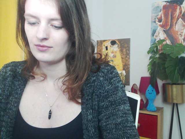 Live sex webcam photo for NadineGold #291224384