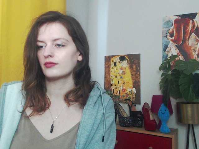 Live sex webcam photo for NadineGold #291229633