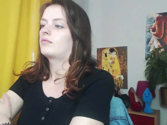 Live sex webcam photo for NadineGold #291278214