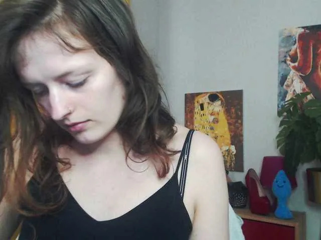 Live sex webcam photo for NadineGold #291283604