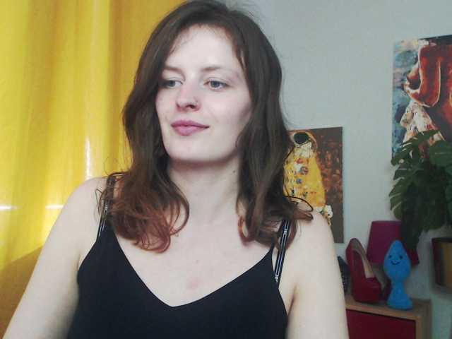 Live sex webcam photo for NadineGold #291285042