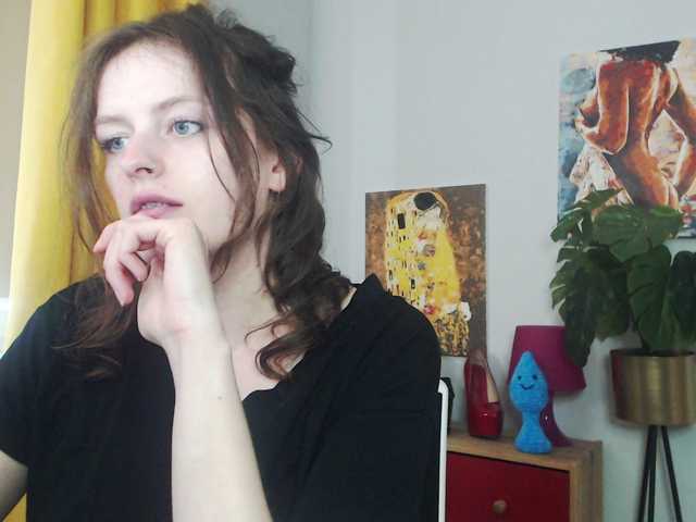 Live sex webcam photo for NadineGold #291352954