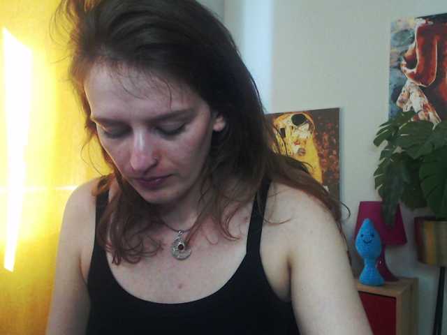 Live sex webcam photo for NadineGold #291377226