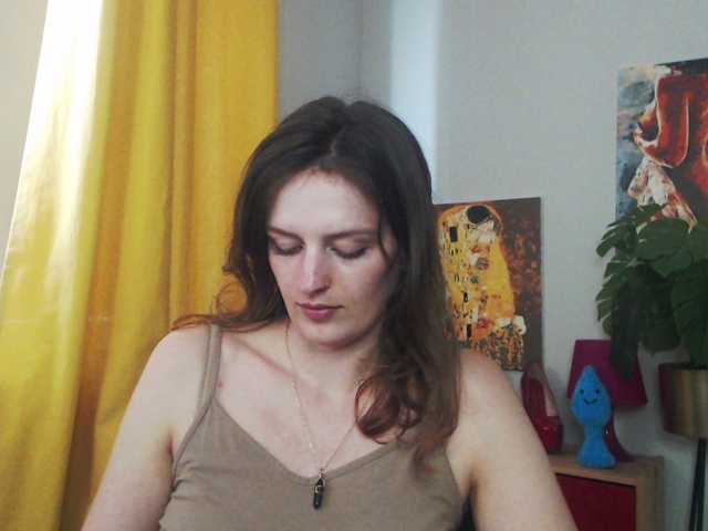 Live sex webcam photo for NadineGold #291410654