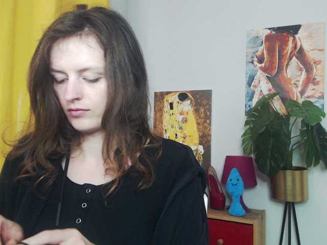 Live sex webcam photo for NadineGold #291724760