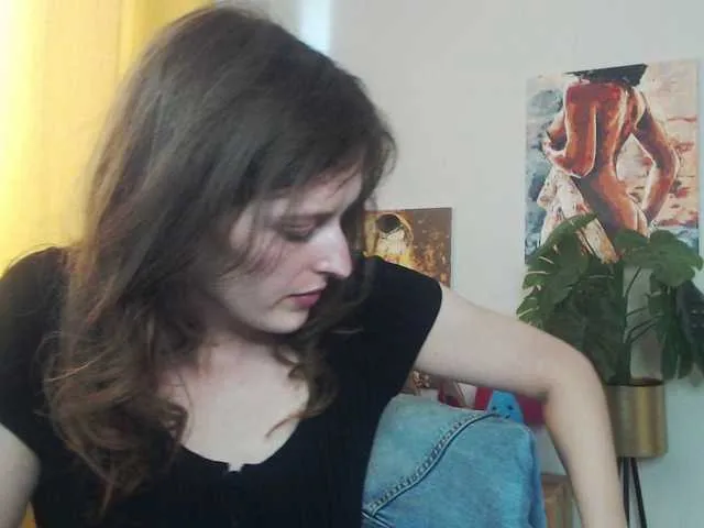 Live sex webcam photo for NadineGold #291783619