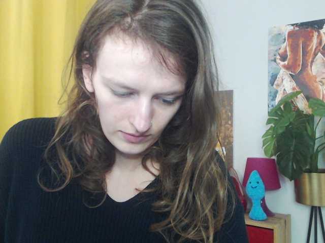 Live sex webcam photo for NadineGold #291923953