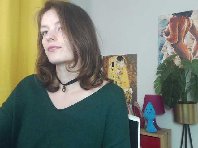 Live sex webcam photo for NadineGold #291971930