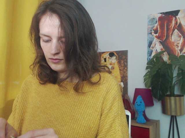 Live sex webcam photo for NadineGold #292011511