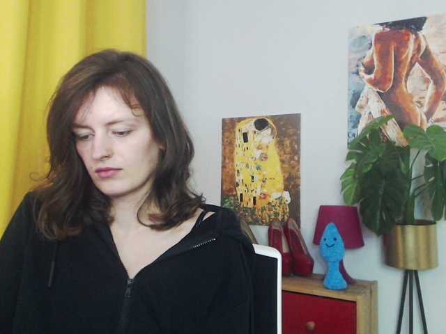 Live sex webcam photo for NadineGold #292072245