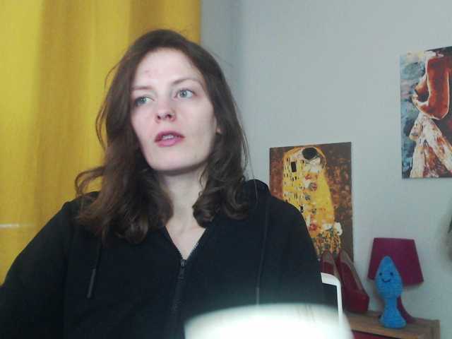 Live sex webcam photo for NadineGold #292105953