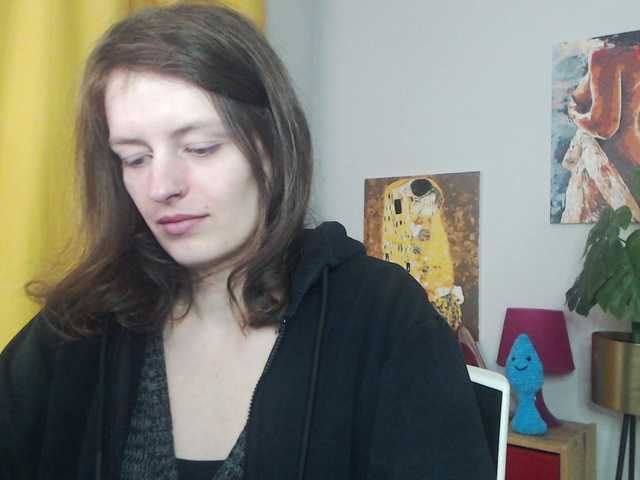 Live sex webcam photo for NadineGold #292204917