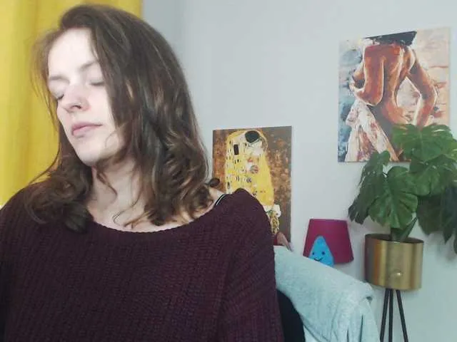 Live sex webcam photo for NadineGold #292261067