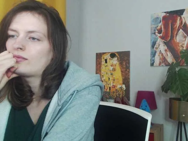 Live sex webcam photo for NadineGold #292294826