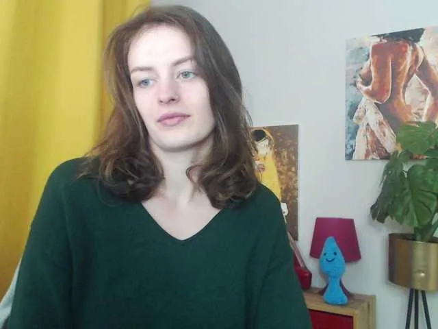 Live sex webcam photo for NadineGold #292305658