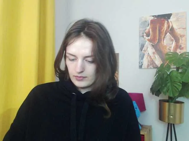 Live sex webcam photo for NadineGold #292340469