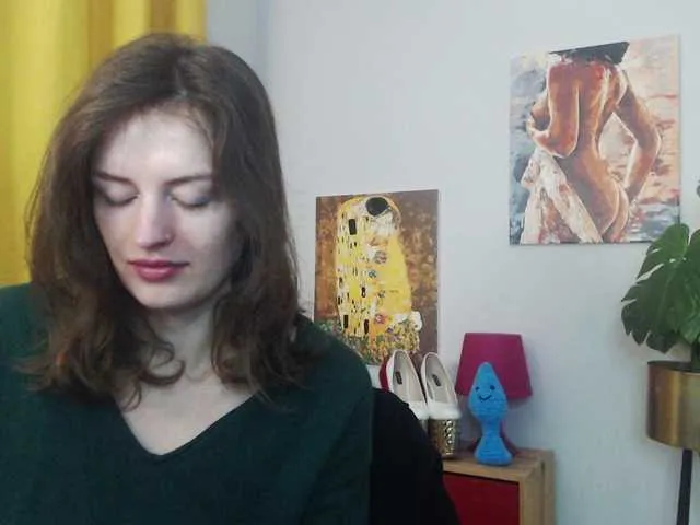 Live sex webcam photo for NadineGold #292399680