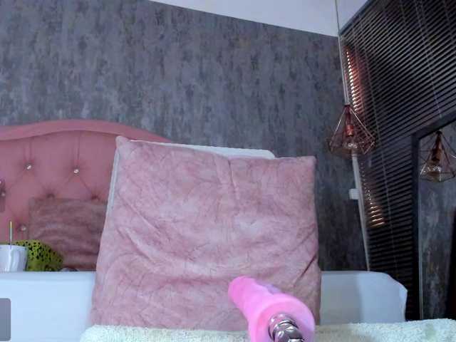 Live sex webcam photo for Nahomidi-bello #290787892