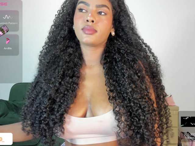 Live sex webcam photo for Nahomixjones #291785022