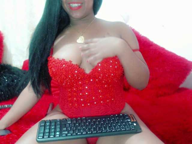 Live sex webcam photo for Nahomy-Maldon #272247872