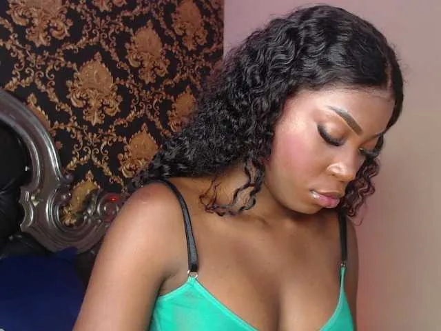 Live sex webcam photo for NaiaGils #292665092