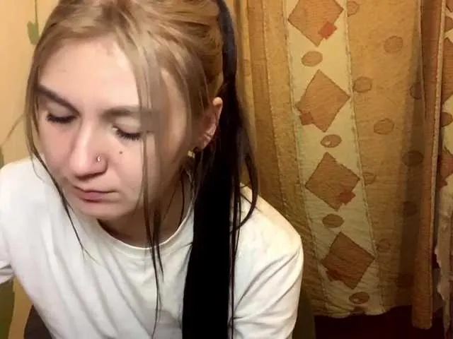 Live sex webcam photo for NakitaBayardo #292152609