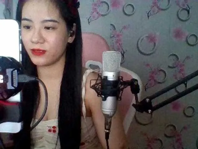 Live sex webcam photo for Nana-68 #290314980