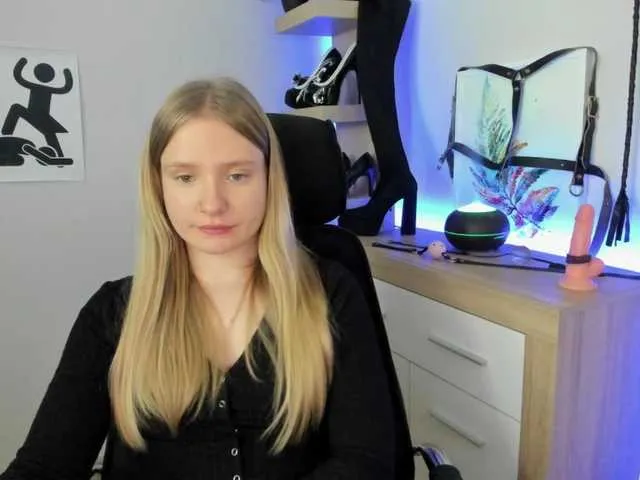 Live sex webcam photo for NancyErotic #290321920