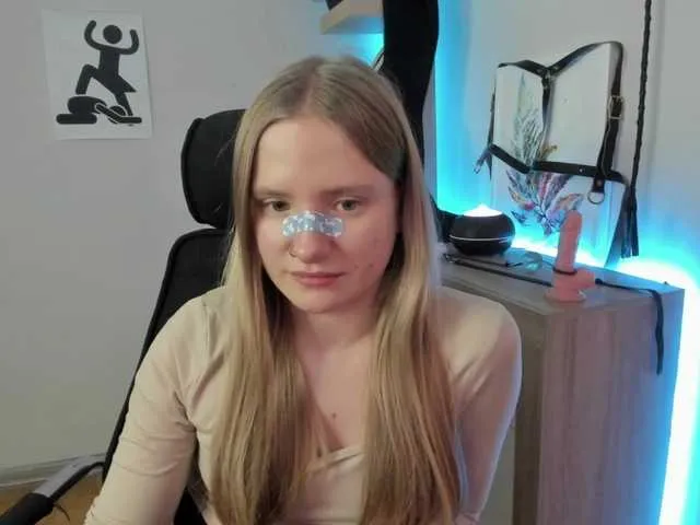 Live sex webcam photo for NancyErotic #290432964