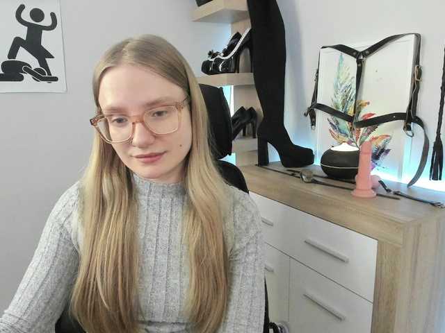 Live sex webcam photo for NancyErotic #291085335