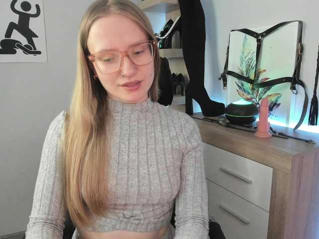 Live sex webcam photo for NancyErotic #291091910