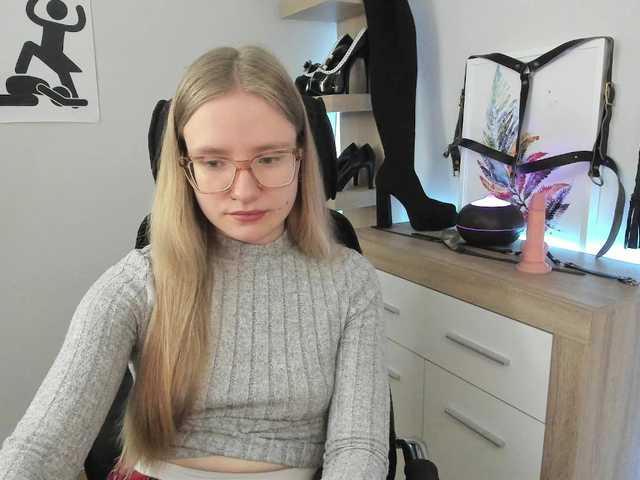 Live sex webcam photo for NancyErotic #291095656