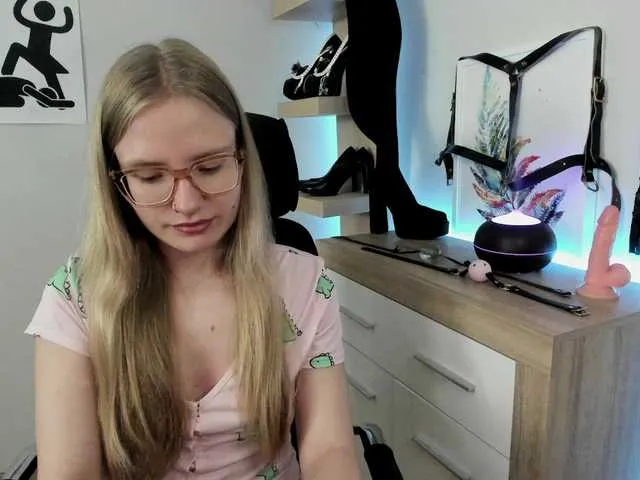 Live sex webcam photo for NancyErotic #291317059