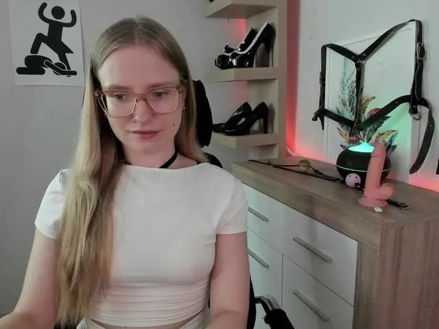 Live sex webcam photo for NancyErotic #291485357