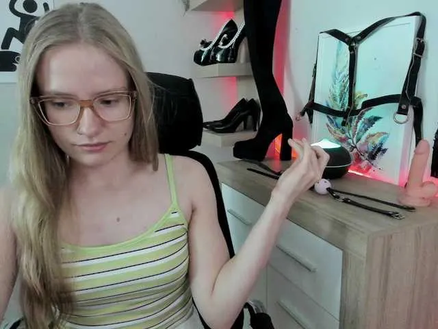 Live sex webcam photo for NancyErotic #291586540