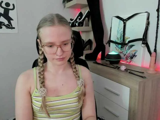 Live sex webcam photo for NancyErotic #291633177